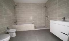 T3 Duplex Novo Guarda Pronto a Habitar Centro